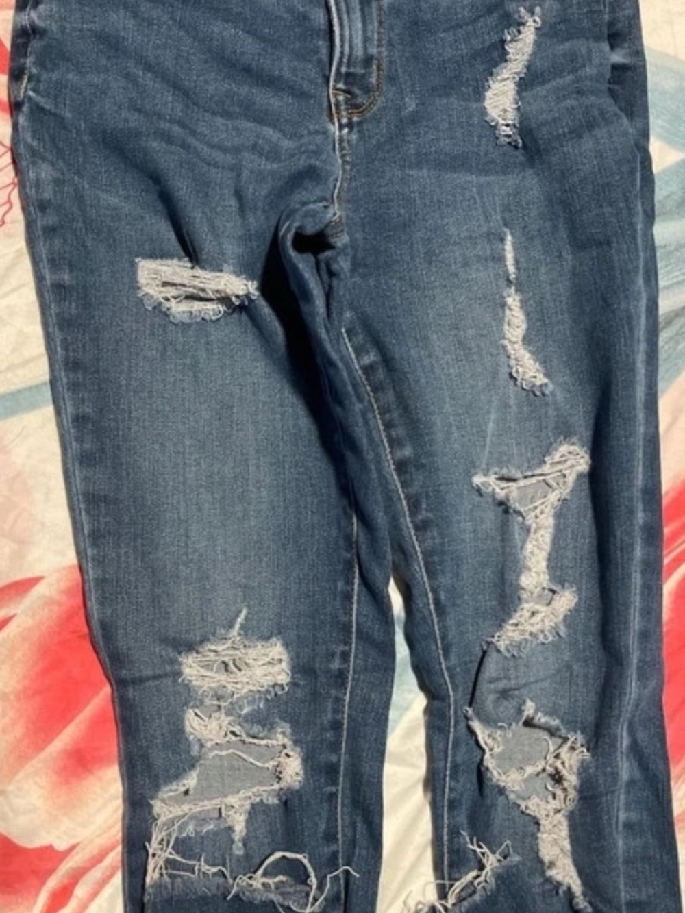 a.n.a Skinny Jeans in Dark Blue Distressed Wash